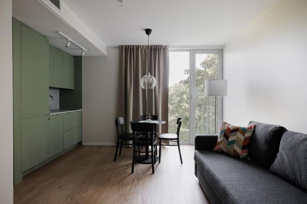 Brand New Amidst Ancient Ruins Oasis Appartement Stockholm